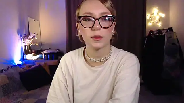 welliza online show from December 3, 2025, 10:53 pm