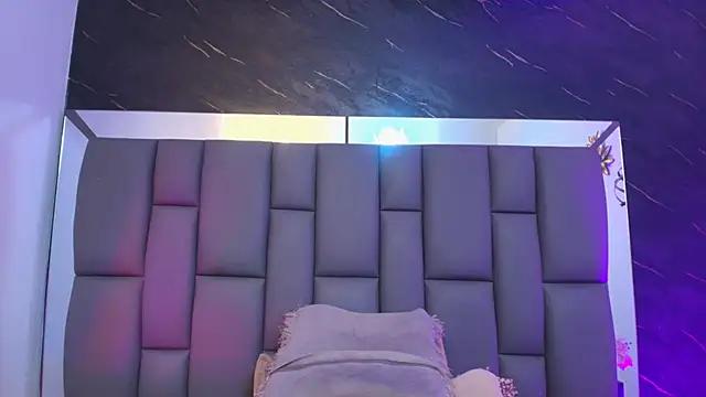  MiaBrown  online show from February 27, 2026, 12:05 pm