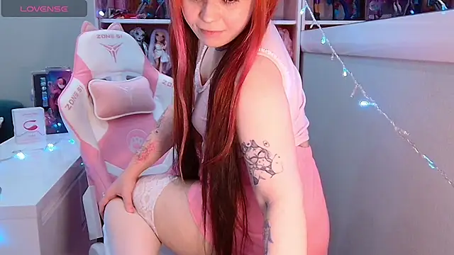 Naomi Storm online show from May 2, 2026, 12:38 am