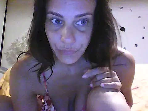Snapshot of Emyly83 chatting on July 26, 2026, 10:00 am Emyly83 online show from July 26, 2026, 10:00 am