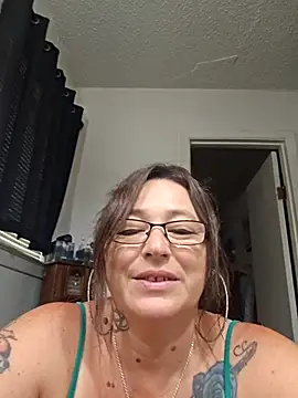 Snapshot of angelbaby1998 chatting on May 10, 2026, 4:20 pm angelbaby1998 online show from May 10, 2026, 4:20 pm