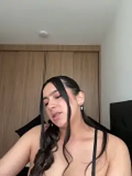 Snapshot of Nicollemays chatting on May 2, 2026, 4:23 pm Nicollemays online show from May 2, 2026, 4:23 pm