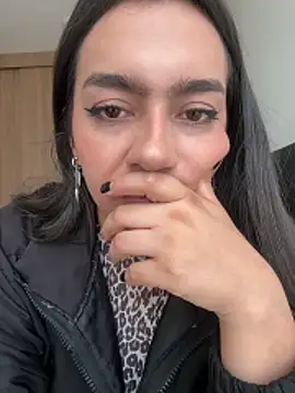 Snapshot of Nicollemays chatting on April 17, 2026, 1:14 pm Nicollemays online show from April 17, 2026, 1:14 pm