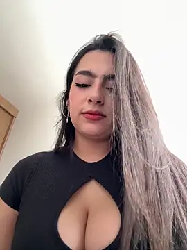 Snapshot of Nicollemays chatting on March 31, 2026, 2:30 pm Nicollemays online show from March 31, 2026, 2:30 pm