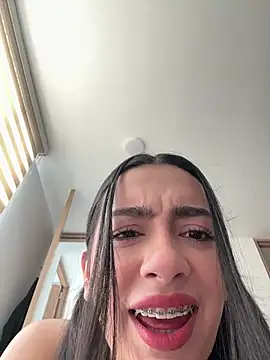 Snapshot of Nicollemays chatting on March 21, 2026, 3:27 pm Nicollemays online show from March 21, 2026, 3:27 pm