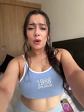 Snapshot of Nicollemays chatting on March 12, 2026, 4:11 pm Nicollemays online show from March 12, 2026, 4:11 pm