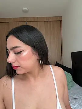 Snapshot of Nicollemays chatting on April 9, 2026, 6:03 pm Nicollemays online show from April 9, 2026, 6:03 pm