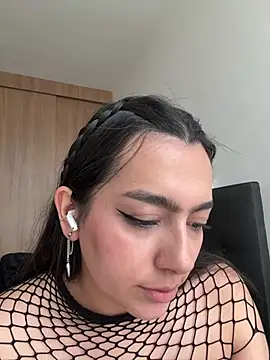 Snapshot of Nicollemays chatting on April 2, 2026, 6:14 pm Nicollemays online show from April 2, 2026, 6:14 pm