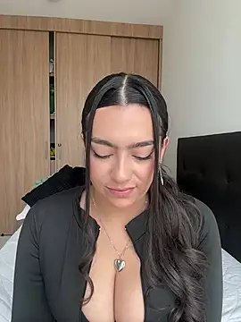 Snapshot of Nicollemays chatting on March 17, 2026, 3:04 pm Nicollemays online show from March 17, 2026, 3:04 pm