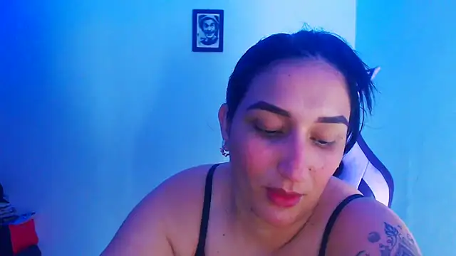 Snapshot of liz_dirty chatting on October 31, 2025, 10:38 pm liz dirty online show from October 31, 2025, 10:38 pm