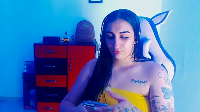 Snapshot of liz_dirty chatting on November 14, 2025, 10:57 pm liz dirty online show from November 14, 2025, 10:57 pm