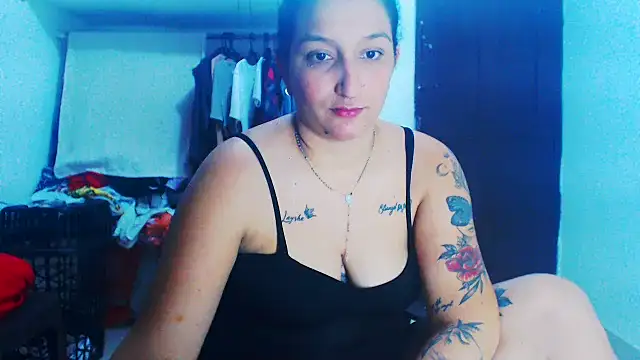 Snapshot of liz_dirty chatting on February 27, 2025, 10:31 pm liz dirty online show from February 27, 2025, 10:31 pm