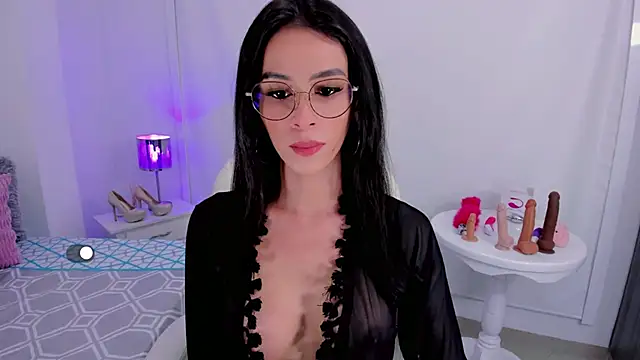 Snapshot of Andrea_Marinn chatting on February 11, 2025, 4:01 am Andrea Marinn online show from February 11, 2025, 4:01 am