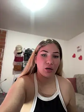 Snapshot of Celestedubois chatting on July 23, 2026, 6:37 pm Celestedubois online show from July 23, 2026, 6:37 pm