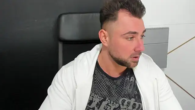 Snapshot of DuncanStone chatting on March 19, 2025, 11:17 am DuncanStone online show from March 19, 2025, 11:17 am