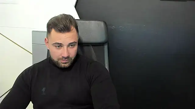 Snapshot of DuncanStone chatting on February 19, 2025, 2:22 pm DuncanStone online show from February 19, 2025, 2:22 pm