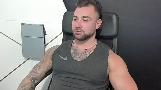 Snapshot of DuncanStone chatting on March 4, 2025, 2:10 pm DuncanStone online show from March 4, 2025, 2:10 pm