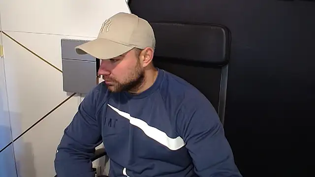 Snapshot of DuncanStone chatting on September 24, 2025, 5:14 am DuncanStone online show from September 24, 2025, 5:14 am