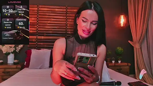 Snapshot of EllaViceX chatting on December 14, 2025, 5:13 am EllaViceX online show from December 14, 2025, 5:13 am