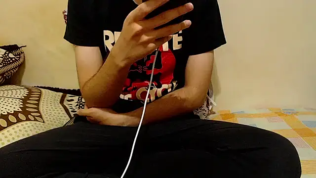 Alexdelarge323 online show from November 8, 2025, 11:58 am