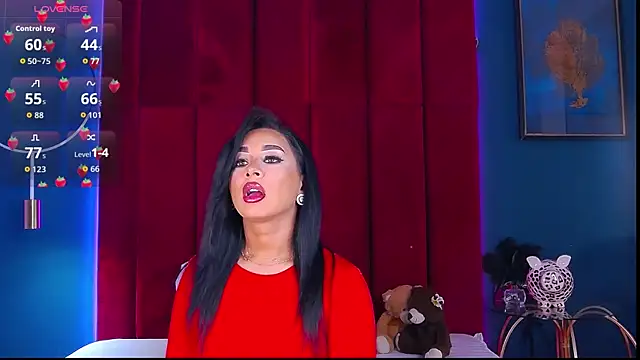 Snapshot of MadyLuxxx chatting on February 14, 2026, 7:58 pm MadyLuxxx online show from February 14, 2026, 7:58 pm