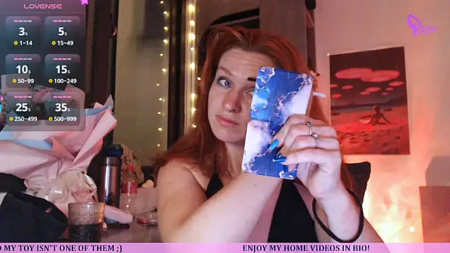 Snapshot of Cassie_Wild chatting on April 22, 2026, 12:56 pm Cassie Wild online show from April 22, 2026, 12:56 pm