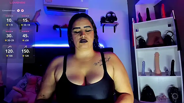 MariaGaitan online show from July 13, 2026, 5:01 pm