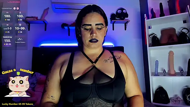 MariaGaitan online show from July 15, 2026, 6:04 pm