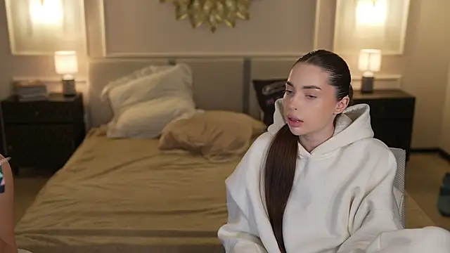 Snapshot of Jasmine_Flow chatting on November 24, 2025, 8:03 am Jasmine Flow online show from November 24, 2025, 8:03 am