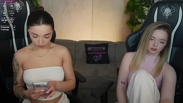 Snapshot of Jasmine_Flow chatting on February 18, 2026, 11:50 am Jasmine Flow online show from February 18, 2026, 11:50 am