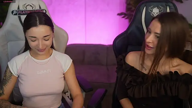 Snapshot of Jasmine_Flow chatting on March 26, 2026, 8:34 am Jasmine Flow online show from March 26, 2026, 8:34 am