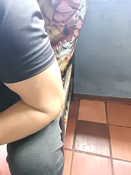 Snapshot of Blanco2023 chatting on October 29, 2025, 4:39 pm Blanco2023 online show from October 29, 2025, 4:39 pm