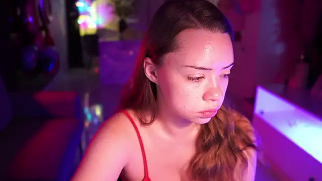 VixenMia online show from March 15, 2026, 3:24 am