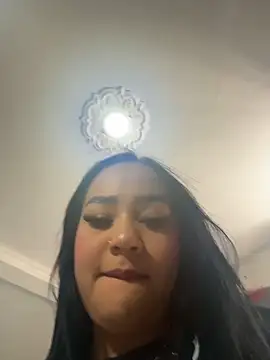 Snapshot of Luisa_Fernandaa chatting on March 7, 2026, 5:07 pm Luisa Fernandaa online show from March 7, 2026, 5:07 pm