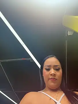 Snapshot of Luisa_Fernandaa chatting on February 24, 2026, 6:42 pm Luisa Fernandaa online show from February 24, 2026, 6:42 pm