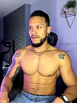 ARON TAYLER01 online show from November 8, 2025, 10:30 am