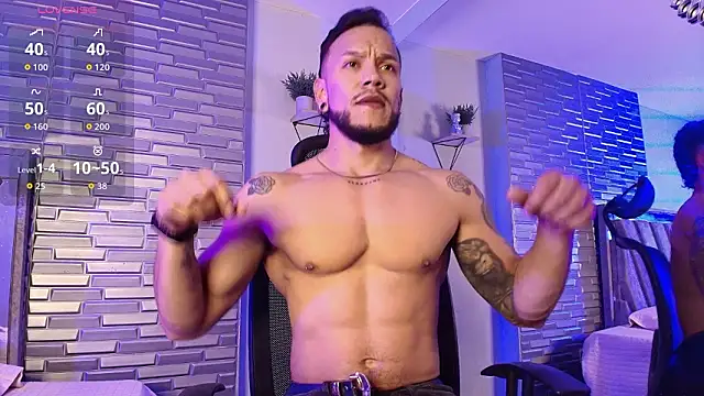 Snapshot of ARON_TAYLER01 chatting on March 10, 2026, 10:19 am ARON TAYLER01 online show from March 10, 2026, 10:19 am