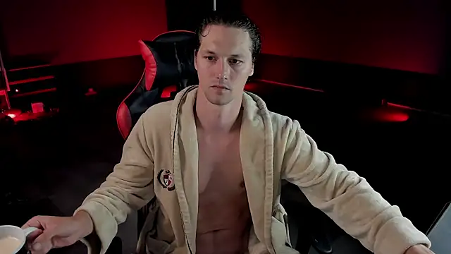 dirty-boss online show from June 20, 2026, 5:29 pm
