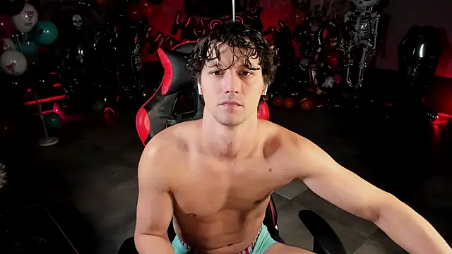 Snapshot of dirty-boss chatting on November 27, 2025, 6:19 pm dirty-boss online show from November 27, 2025, 6:19 pm