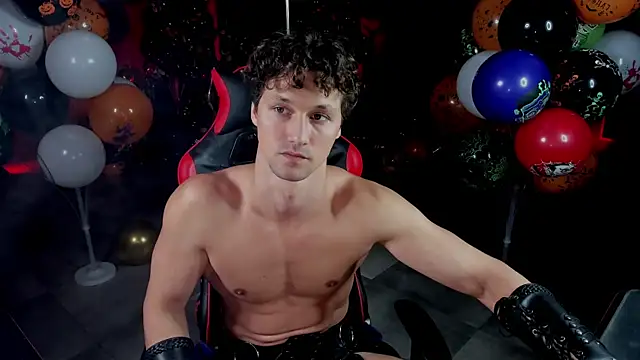 Snapshot of dirty-boss chatting on October 17, 2025, 6:10 pm dirty-boss online show from October 17, 2025, 6:10 pm