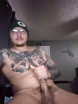 Snapshot of MrBiggBallz chatting on January 18, 2025, 2:02 pm MrBiggBallz online show from January 18, 2025, 2:02 pm