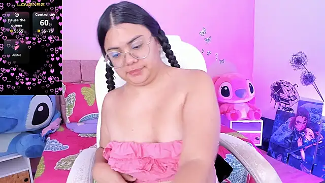 Snapshot of esmeralda112 chatting on June 16, 2026, 7:19 am esmeralda112 online show from June 16, 2026, 7:19 am