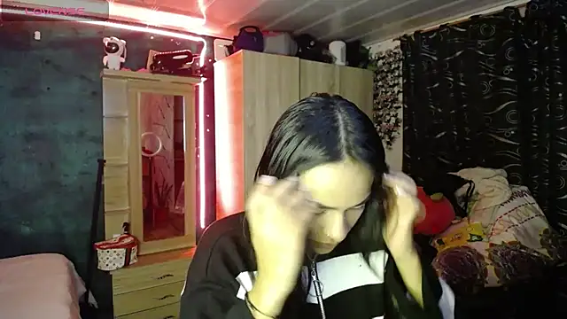 Samara Beltran online show from March 2, 2025, 5:12 am