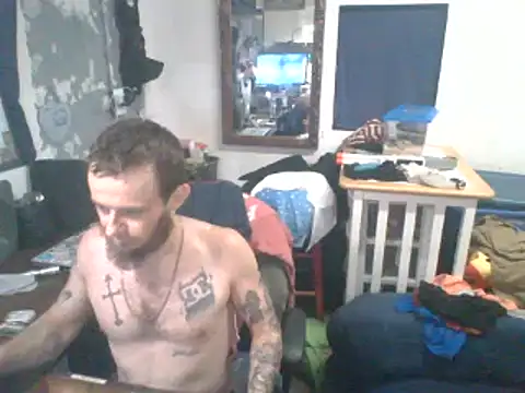 Snapshot of CloudDadddyyy420 chatting on April 25, 2026, 10:18 pm CloudDadddyyy420 online show from April 25, 2026, 10:18 pm