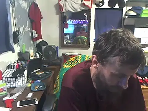 Snapshot of CloudDadddyyy420 chatting on June 28, 2026, 1:28 pm CloudDadddyyy420 online show from June 28, 2026, 1:28 pm