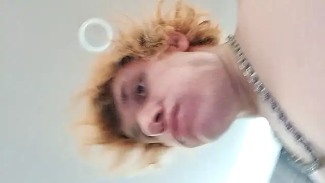 Snapshot of TheGAPEgatsby92 chatting on September 23, 2025, 7:15 am TheGAPEgatsby92 online show from September 23, 2025, 7:15 am