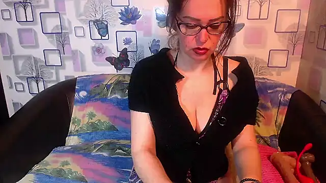 milfsexy online show from March 23, 2026, 6:35 am