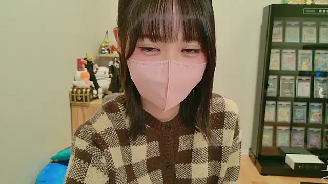 Snapshot of HIKARI_x0 chatting on November 21, 2025, 2:16 pm HIKARI x0 online show from November 21, 2025, 2:16 pm