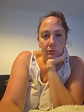 Wisie Cutie online show from June 7, 2026, 10:26 pm