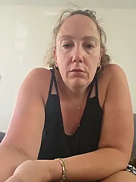 Wisie Cutie online show from June 15, 2026, 9:09 am